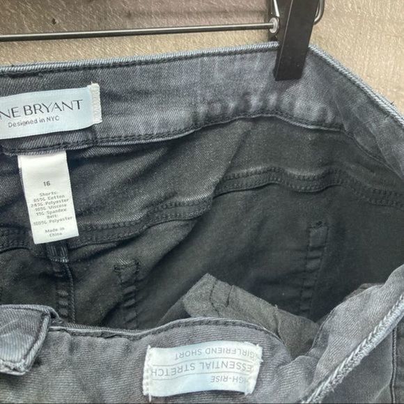 Lane Bryant High Rise Essential Stretch Girlfriend Shorts - Picture 9 of 9